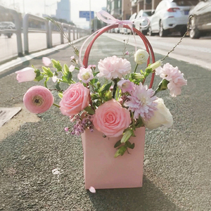 520情人节康乃馨绿植鲜花插花袋手提袋花艺包装袋牛皮纸礼袋防水