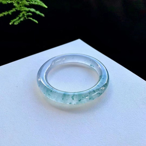 00金石银钰珠宝旗舰店天猫缅甸翡翠手镯晴水料蓝底老坑冰种飘花圆条