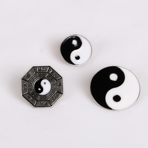 9010人付款天猫中国风太极金属徽章 民族风八卦胸针胸章腰带别针衣服