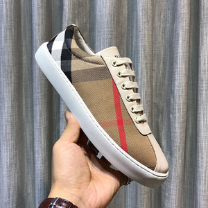 欧洲站巴宝莉格子布男鞋2021夏季透气休闲帆布鞋男韩版潮流板鞋男