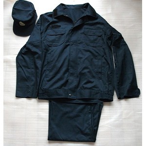 藏青色训作服冬