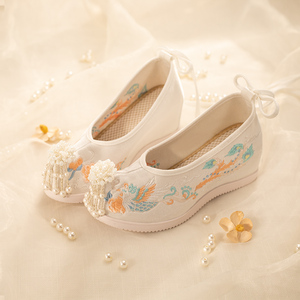 汉服鞋子女古风内增高跟坡跟翘头履绣花鞋淡雅古代仙女鞋珍珠原创