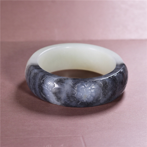 00宝的童话淘宝花色美和田玉籽料手镯墨玉青花山水水墨画黑白分明