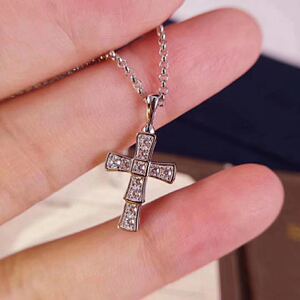 bvlgari/宝格丽十字架项链 18k白金 镶钻 男女同款情侣吊坠锁骨链
