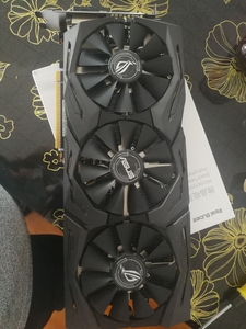华硕猛禽1070ti a8g 非o8g