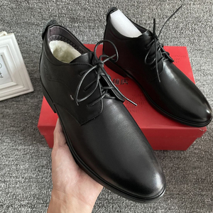 雄虎皮鞋男正品头层牛皮聚酯底防滑加绒保暖工作2021新款正装鞋