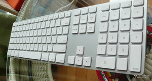 苹果G6有线键盘台湾文标准美版A1243繁体韩文日文USB金属二代妙控