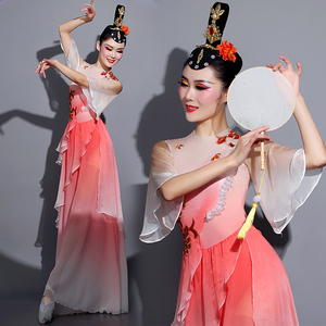 舞蹈演出服中国风