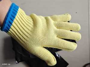 凯夫拉芳纶防切割耐高温超耐磨放风筝美国杜邦针织线手套劳保手套