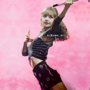 blackpink lisa同款solo爵士舞蹈演出服黑网纱闪钻背心短裤套装