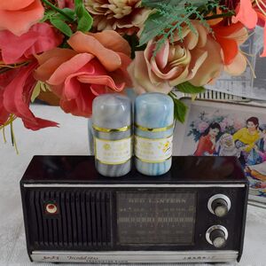 二手怀旧九十年代老北京化妆品包装盒瓶子擦脸油雪花膏拍摄道具