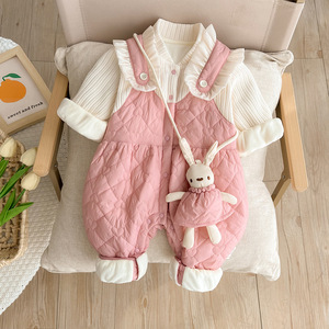 婴儿衣服秋冬季新款连体衣外套保暖幼儿初生外出女宝长袖百天套装