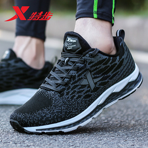 特步男鞋2020冬季新款毒液跑鞋3m反光动力巢减震运动鞋黑色休闲鞋
