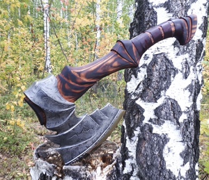 灰洒脱男孩淘宝全民枪战礼包码cdk起源之翼琥珀战斧7天/惩戒骑士