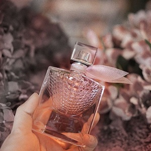 香如其名~兰蔻 la vie est belle 美丽人生幸福之花香水4ml 小样