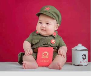 包邮新生儿摄影道具满月百天照相服装饰婴儿宝宝拍照小红军7件套