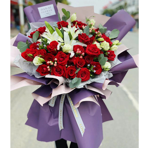 南宁鲜花速递贺州梧州玉林贵港桂林同城花店送花33朵玫瑰生日花束