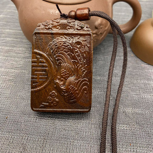 沉香木龙凤呈祥挂牌吊坠实木木质雕刻龙凤吊牌男女饰品挂件工艺品