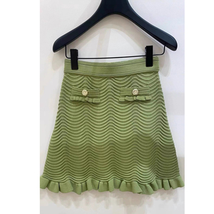 代购sandro bot半身裙 24春法式波浪纹橄榄绿针织短裙SFPJU01120