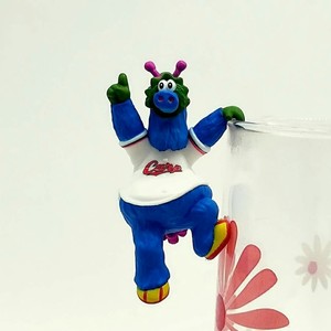 正版散货 被子上的茶友 slyly猪 非缘子 日职棒球队吉祥物 摆件