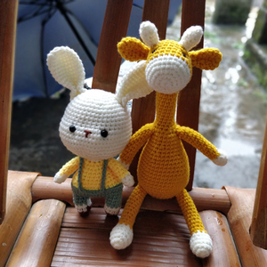 手工毛线diy制作钩针长颈鹿玩具成品勾线编织兔针织玩偶材料包