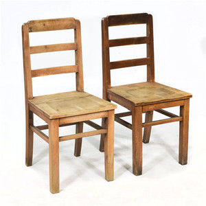 老椅子旧家具简约文革老式60年代摆设古董旧居会馆摄影庭院麻将