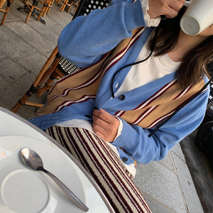 lamps阿水复古蓝色调奶奶风宽松打底针织开衫外