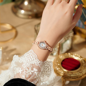 聚利时手表女式2024新款高级感轻奢小众小表盘防水石英钢带手链表