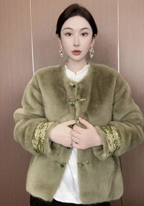 今年流行的皮草外套女冬款2023双面穿貂毛新中式国风棉服短款大衣
