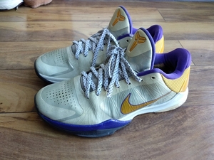 二手正品 nike zoom kobe v zk5 湖人 主场 科比5 篮球鞋 41码