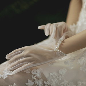 缎面复古手套网纱短款蕾丝结婚秀禾婚纱新娘珍珠手套婚礼olita红