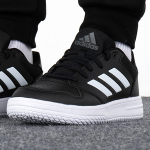 阿迪达斯黑金厚底低帮板鞋男鞋运动鞋防滑耐磨户外休闲鞋潮gz4855