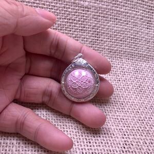 龙婆撒空 2548 五芒星 粉色 路翁 转运珠 银壳带卡 泰国佛牌真品