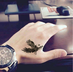 手背虎口老鹰仿真刺青大图防水男持久小臂小翅膀霸气遮疤痕纹身贴