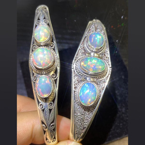 尼泊尔欧泊手镯手工925纯银镶嵌天然蛋白石复古宝石水晶宫廷首饰