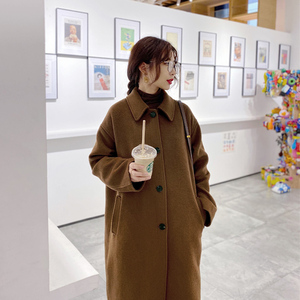 小方领呢子大衣女