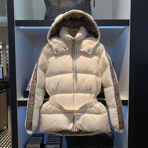 coach蔻驰女士休闲羽绒服保暖轻盈连帽棉衣拼色拉链舒适冬季c5171