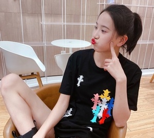 2021春夏新款潮牌网红同款克罗心短袖女马蹄印梵文印花情侣t恤男