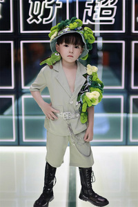 男童西装走秀礼服休闲服西装中国风T台服装浅绿色6街头风秀场模特