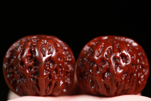 精品重器收藏文玩核桃资深级文玩行家珍品百年闷尖狮子头包浆红润