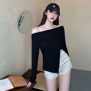 一字肩开叉上衣