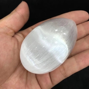 天然摩洛哥透石膏灵性疗愈冥想 猫眼石原石原矿手把件/棒摆件排列