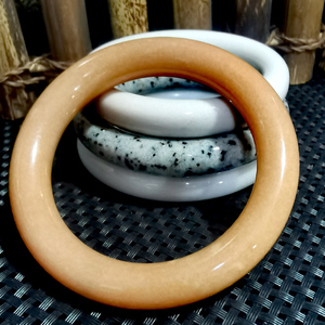 内蒙古佘太翠佘太玉天然玉石手镯精品籽料细圆条玎珰玉镯民族风