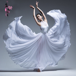 黑色长裙舞蹈裙