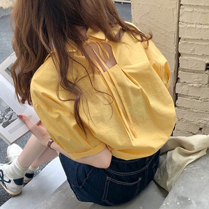 鹅黄色衬衫女夏新款2021洋气小个子设计感后背蝴蝶结系带短袖衬衣