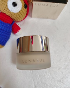 lunasol日月晶采新款粉底霜提亮肤色水光机奶油肌 0c01/oc02/be02