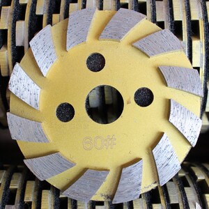 100自粘金刚石磨片 水泥地面打磨片混凝土地坪磨块金刚石磨块包