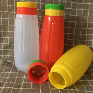 直销台湾塑料撒料瓶烧烤瓶挤酱瓶3个包邮旋转密封式胡椒瓶料理瓶