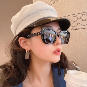 chanel/香奈儿墨镜女太阳眼镜不对称镂空镶钻字母logo镜腿ch5422