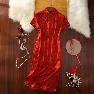 新中式日常红色旗袍改良斜襟盘扣开叉送考红色年轻款真丝连衣裙